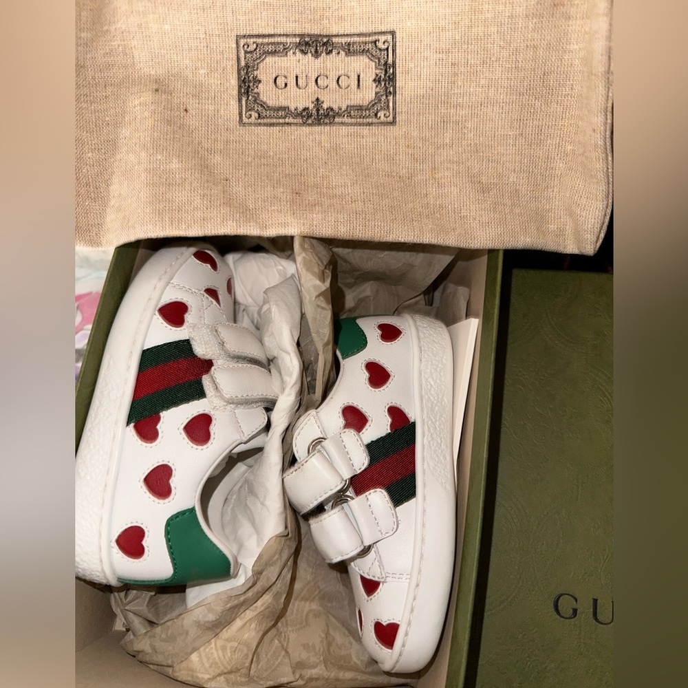 Gucci girls heart sneakers